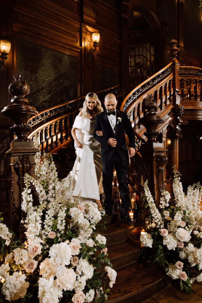 Kwiaty na wesele, Wedding Flowers Krakow, Francuzka elegancja, luksusowy ślub, amerykański szyk, ślubna sesja, szczegóły ślubne, Unique Wedding, Elegant White Wedding Poland