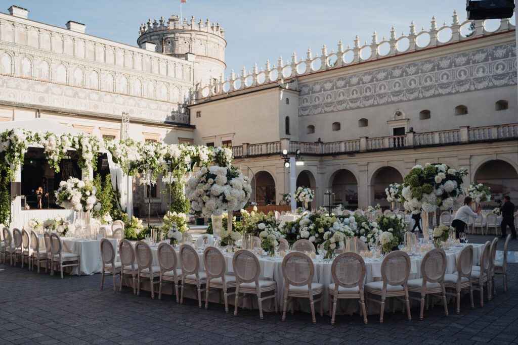 Luxury Wedding in Poland, Wedding at the Krasiczyn Castle, Wedding Planner Poland Dorota Nowakowska, Eleganckie Wesele na Zamku w Krasiczynie, Luksusowe wesele w Polsce