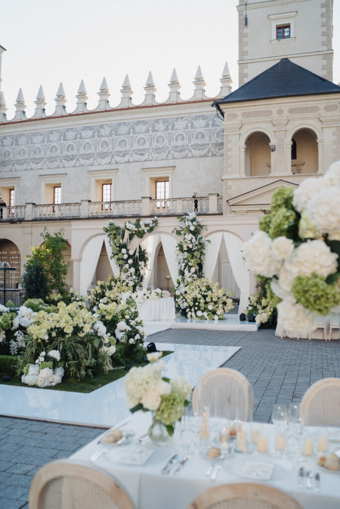 Luxury Wedding in Poland, Wedding at the Krasiczyn Castle, Wedding Planner Poland Dorota Nowakowska, Eleganckie Wesele na Zamku w Krasiczynie, Luksusowe wesele w Polsce