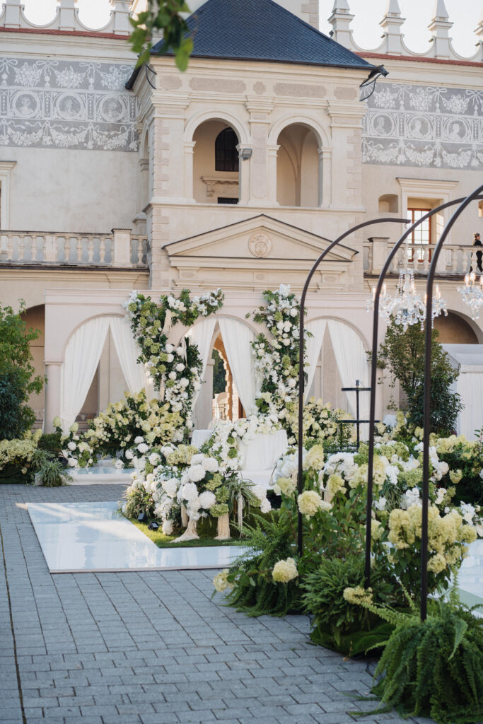 Luxury Wedding in Poland, Wedding at the Krasiczyn Castle, Wedding Planner Poland Dorota Nowakowska, Eleganckie Wesele na Zamku w Krasiczynie, Luksusowe wesele w Polsce
